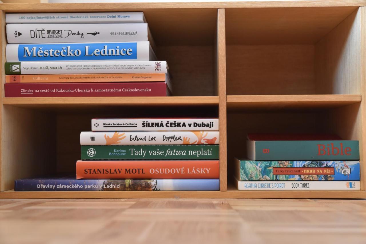 Apartman S Klavirem Lednice Buitenkant foto